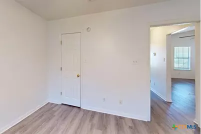 204 W Truman Avenue #D, Copperas Cove, TX 76522 - Photo 4