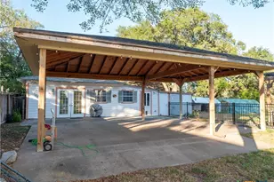 408 E Reuss Blvd, Cuero, TX 77954 - Photo 36