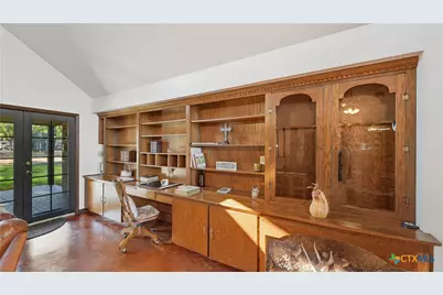 400 Persons Street, Stockdale, TX 78160 - Photo 18