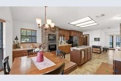 400 Persons Street, Stockdale, TX 78160 - Photo 28