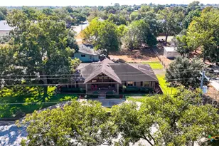 400 Persons St, Stockdale, TX 78160 - Photo 4