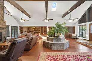 400 Persons St, Stockdale, TX 78160 - Photo 14