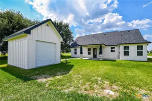 595 Buckskin Dr, Palacios, TX 77465 - Photo 42