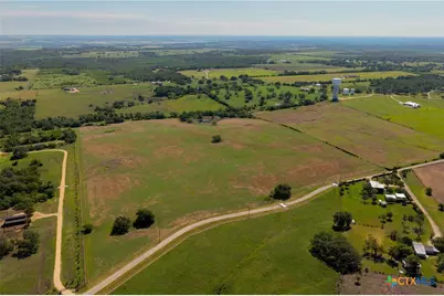 721 Branch Rd, Seguin, TX 78155 - Photo 2
