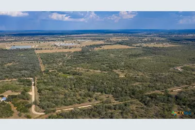 916 County Road 421, Waelder, TX 78959 - Photo 2