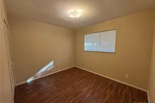 815 Burges St, Seguin, TX 78155 - Photo 6