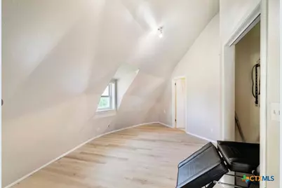 503 Rabbit Run Road, Victoria, TX 77905 - Photo 12