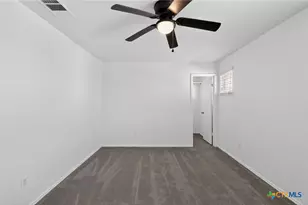 404 W Gemini Ln, Killeen, TX 76542 - Photo 12