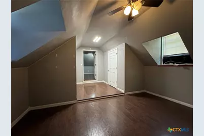 111 N Alexander Street, Belton, TX 76513 - Photo 18