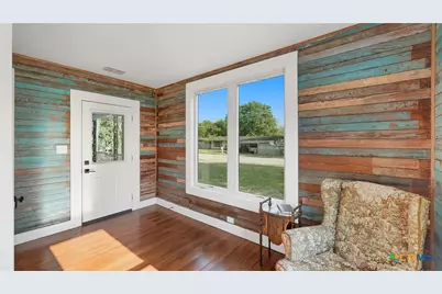 611 Qualls Street, Gonzales, TX 78629 - Photo 38