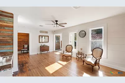 611 Qualls Street, Gonzales, TX 78629 - Photo 16