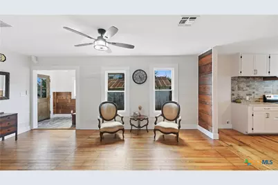 611 Qualls Street, Gonzales, TX 78629 - Photo 10