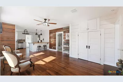 611 Qualls Street, Gonzales, TX 78629 - Photo 8