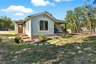 611 Qualls St, Gonzales, TX 78629 - Photo 40