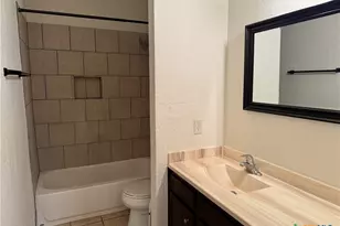 1013 Chestnut St, San Marcos, TX 78666 - Photo 10