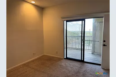 1013 Chestnut Street #6, San Marcos, TX 78666 - Photo 6