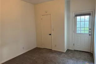 1013 Chestnut St, San Marcos, TX 78666 - Photo 8