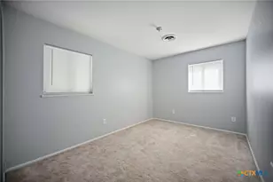 716 Brookhollow Dr, Port Lavaca, TX 77979 - Photo 18