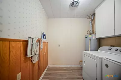 716 Brookhollow Drive, Port Lavaca, TX 77979 - Photo 12