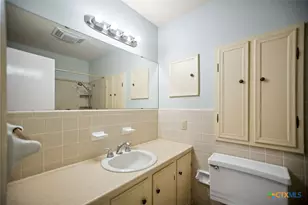 716 Brookhollow Dr, Port Lavaca, TX 77979 - Photo 22