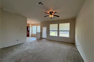 4900 Bayer Hollow Dr, Killeen, TX 76549 - Photo 2