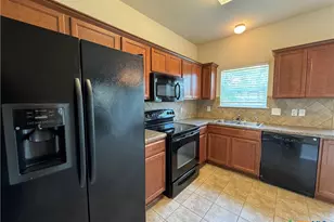 4900 Bayer Hollow Dr, Killeen, TX 76549 - Photo 8