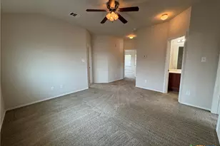 4900 Bayer Hollow Dr, Killeen, TX 76549 - Photo 10