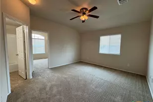 4900 Bayer Hollow Dr, Killeen, TX 76549 - Photo 10