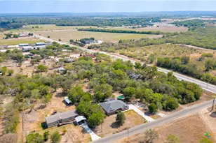 105 Tomahawk Trail, Seguin, TX 78155 - Photo 18