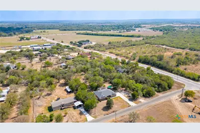 105 Tomahawk Trail, Seguin, TX 78155 - Photo 18