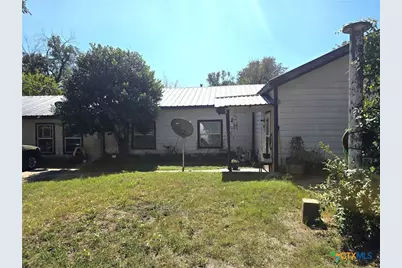 1002 W Leon Street, Gatesville, TX 76528 - Photo 2