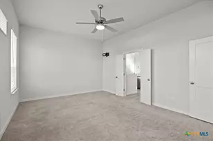 1027 Haystack, New Braunfels, TX 78130 - Photo 10