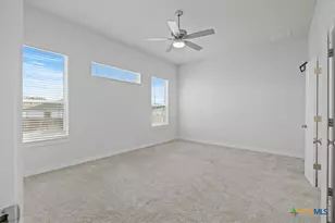 1027 Haystack, New Braunfels, TX 78130 - Photo 8