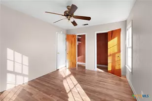 18 Del Norte St, Lampasas, TX 76550 - Photo 12