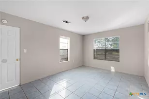 18 Del Norte St, Lampasas, TX 76550 - Photo 16