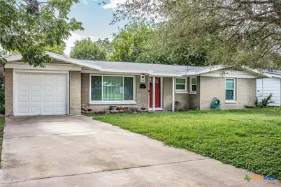 216 Bowie Street, Port Lavaca, TX 77979 - Photo 1