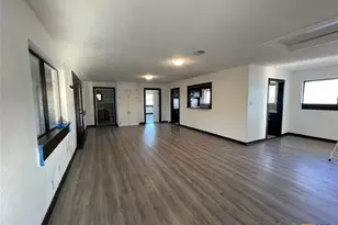 613 Central Texas Expy, Lampasas, TX 76550 - Photo 12