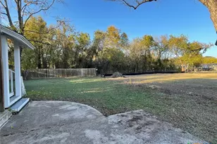 613 Central Texas Expy, Lampasas, TX 76550 - Photo 24