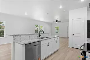 506 2nd St, Moody, TX 76557 - Photo 16