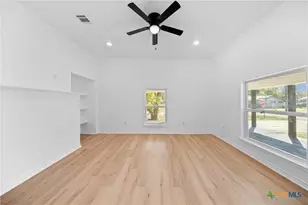 507 2nd St, Moody, TX 76557 - Photo 18