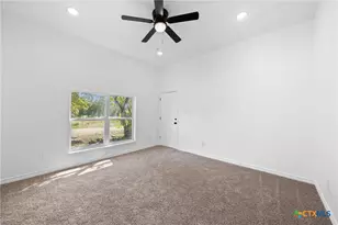 507 2nd St, Moody, TX 76557 - Photo 32