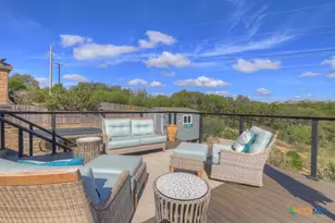 1278 W Hidden Cave Dr, New Braunfels, TX 78132 - Photo 36