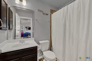 1278 W Hidden Cave Dr, New Braunfels, TX 78132 - Photo 30