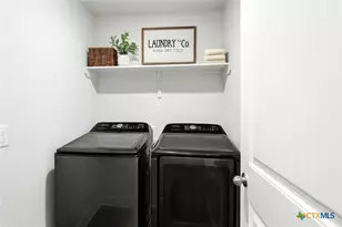 1046 Amble Oak, Seguin, TX 78155 - Photo 12