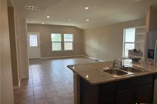 6112 Sally Ride Ln, Killeen, TX 76543 - Photo 2