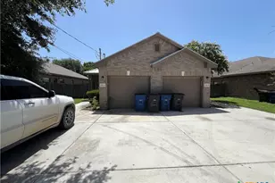 268 Rosalie, New Braunfels, TX 78130 - Photo 2