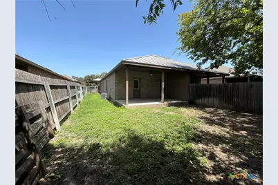 268 Rosalie #B, New Braunfels, TX 78130 - Photo 18