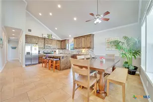 114 River Villas Ct, New Braunfels, TX 78132 - Photo 18