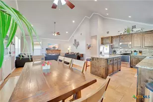 114 River Villas Ct, New Braunfels, TX 78132 - Photo 16