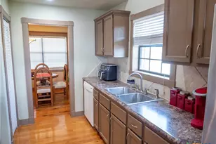 1704 Jackson St, Port Lavaca, TX 77979 - Photo 16